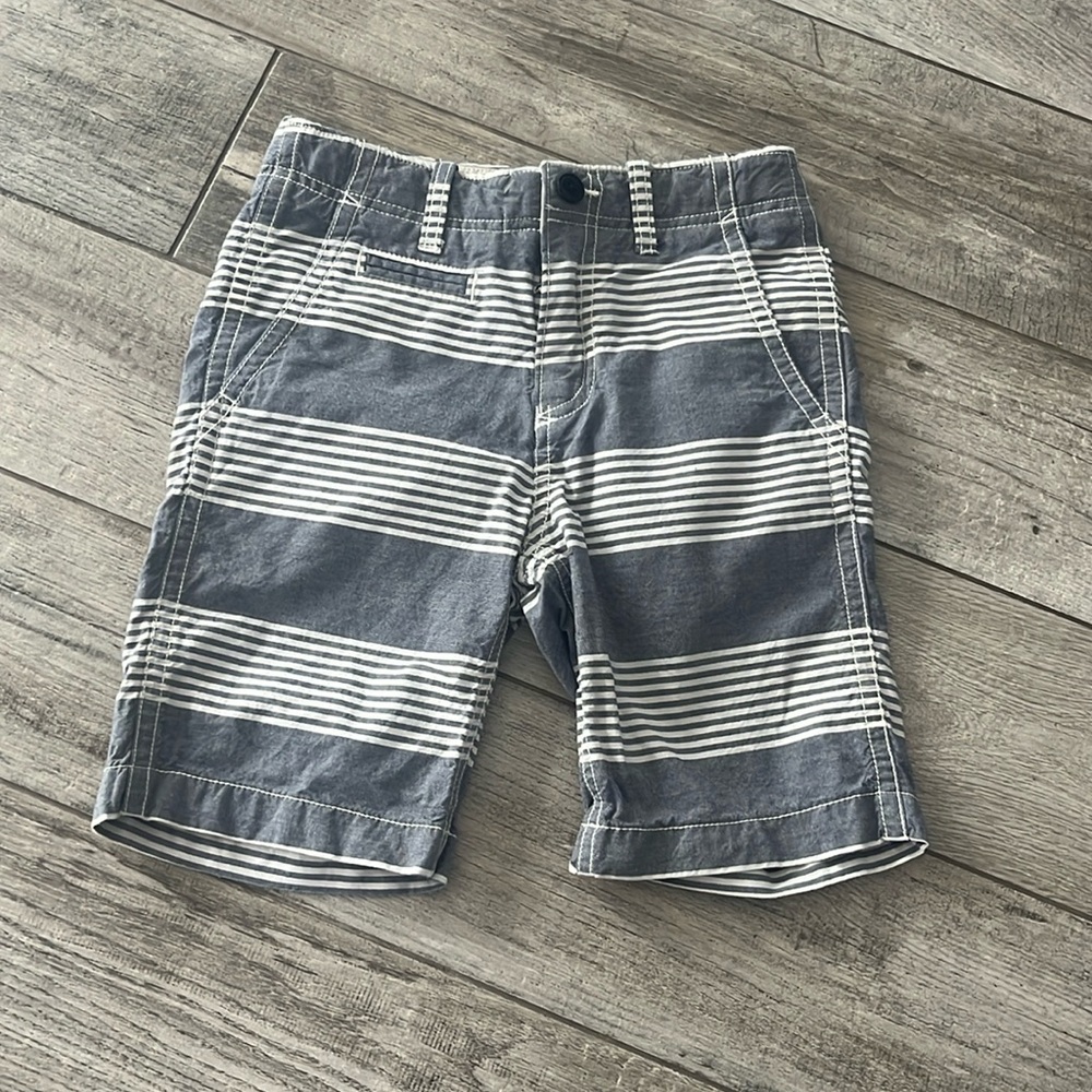 EUC GAP kids shorts, sz 8